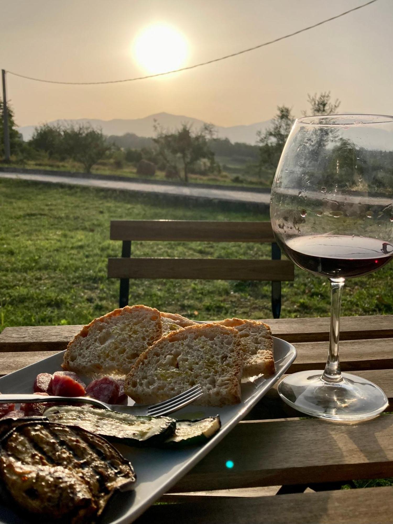 Bed&Breakfast La Ginestra Abbateggio Exterior foto